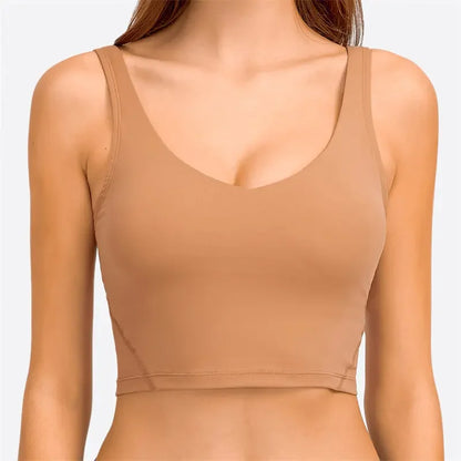 Nepoagym Passion tank top with built-in shelf bra, removable padding, longline style, ideal for yoga and gym workouts.